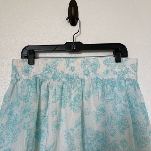 2/$30 Old Navy Floral Full Cotton Skirt with Elastic Waist SZ M - Picture 2 of 13